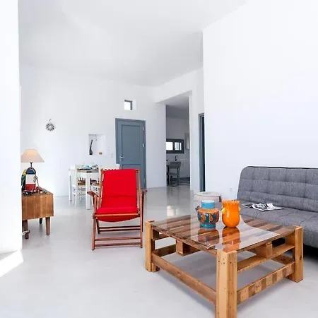 Holiday home Sun & Stone- Modern Cycladic House *
