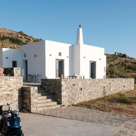 Holiday home Sun & Stone- Modern Cycladic House Parikia (Paros)