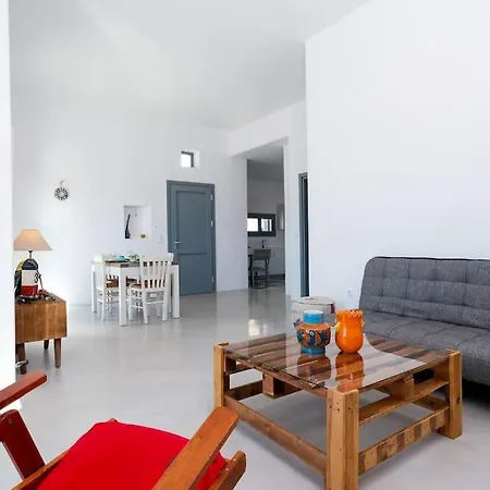 Holiday home Sun & Stone- Modern Cycladic House